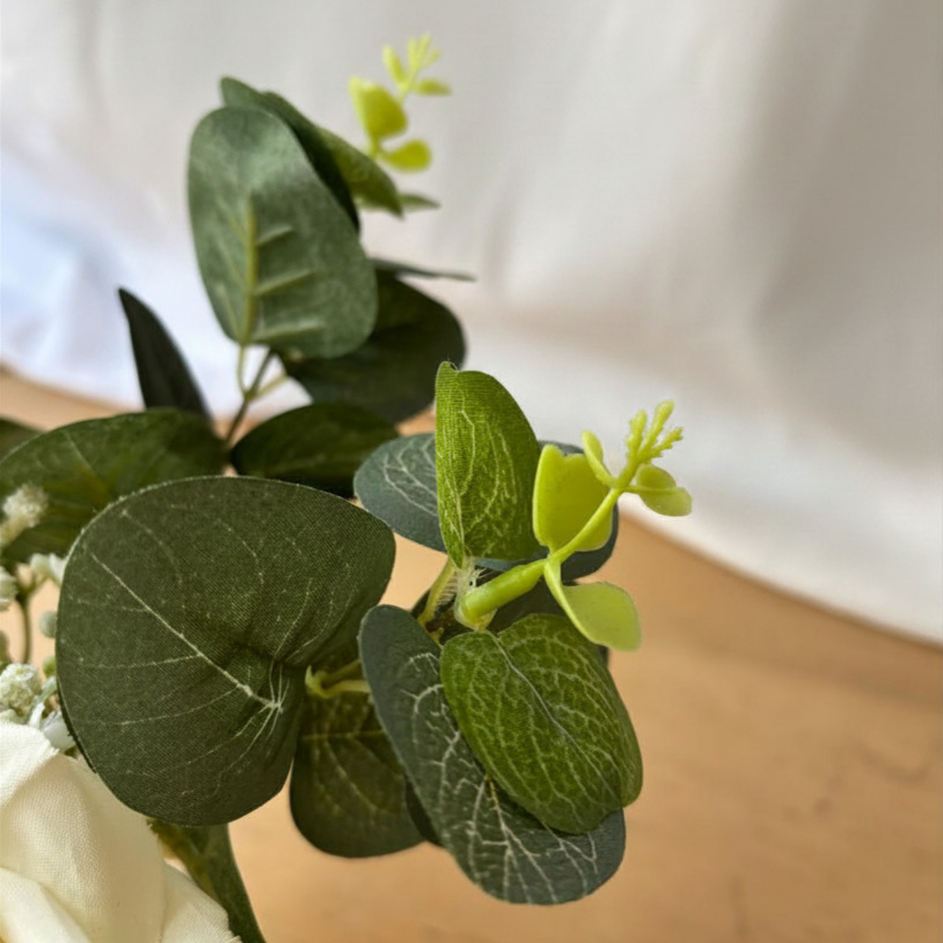 Classic Ivory Rose Bud Vase